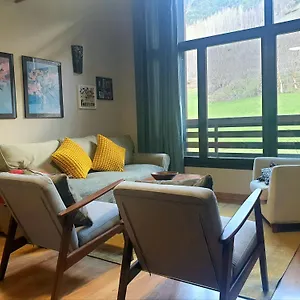Con Jardin Comunitario En Pallars Sobirà Àreu